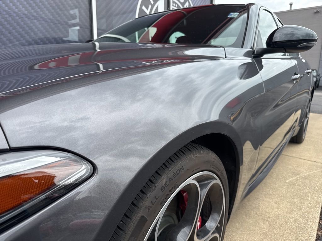 Used 2022 Alfa Romeo Giulia Veloce image 20