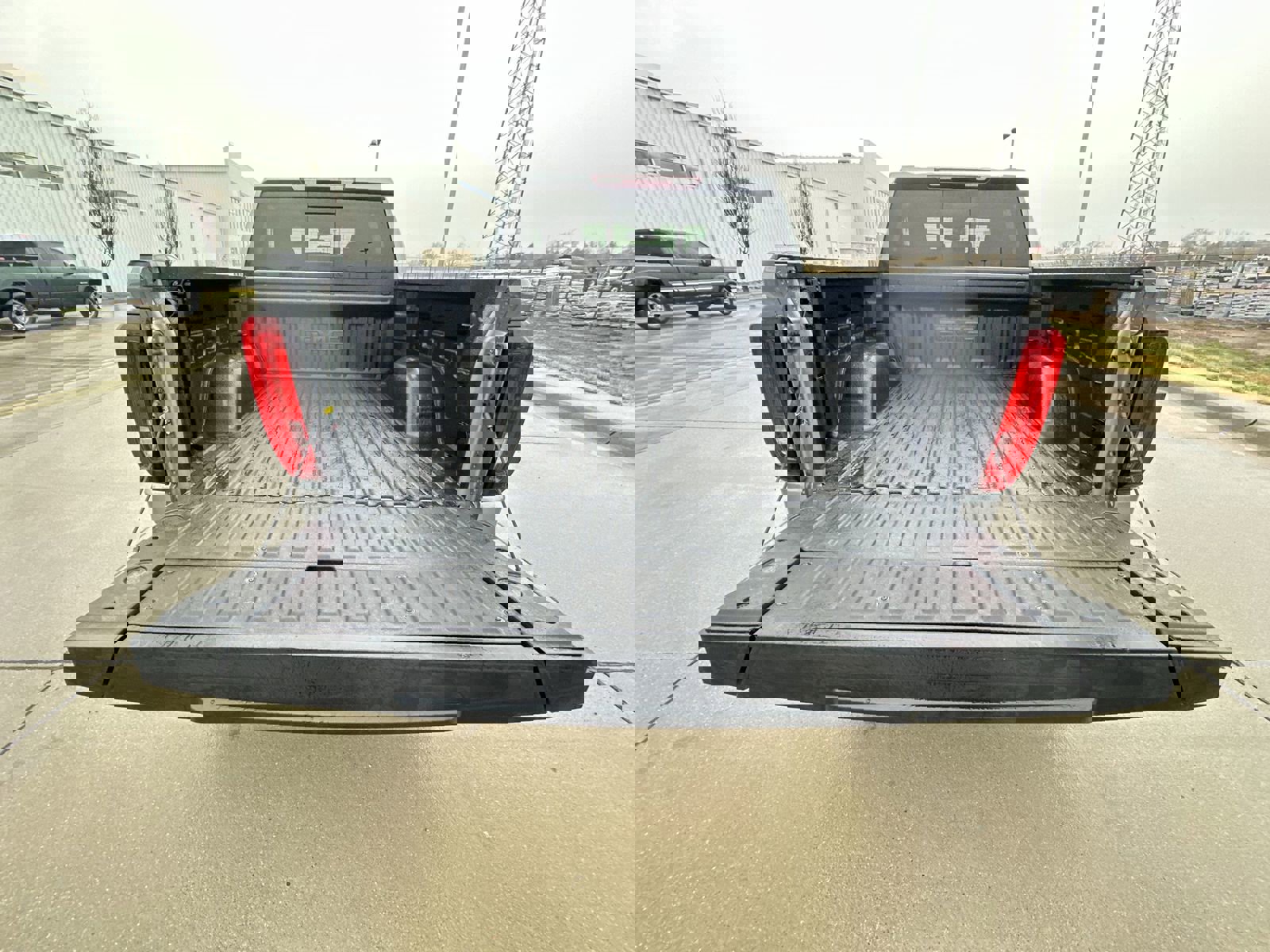 Used 2021 GMC Sierra 1500 SLT w/ SLT Premium Plus Package image 27