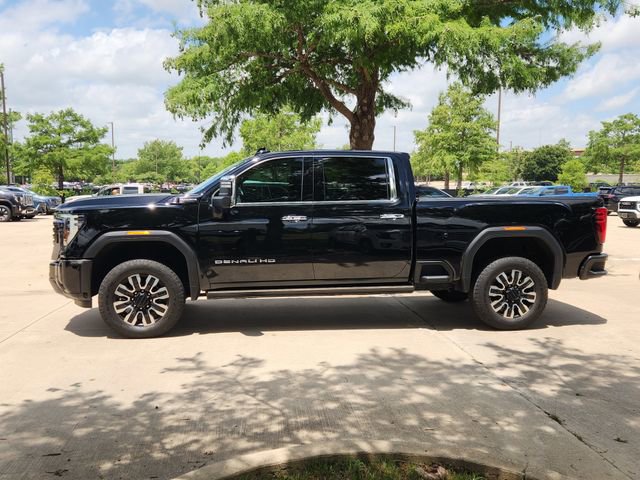Used 2024 GMC Sierra 2500 Denali Ultimate w/ Max Trailering Package AWD/4WD image 4
