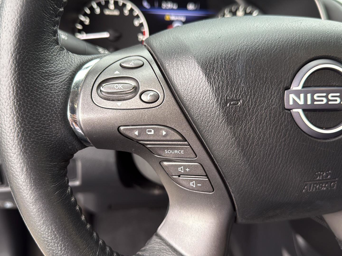 Used 2023 Nissan Murano SV w/ SV Midnight Edition Package FWD image 20