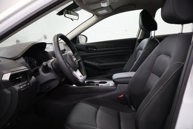 New 2026 Nissan Altima 2.5 SV AWD/4WD image 12