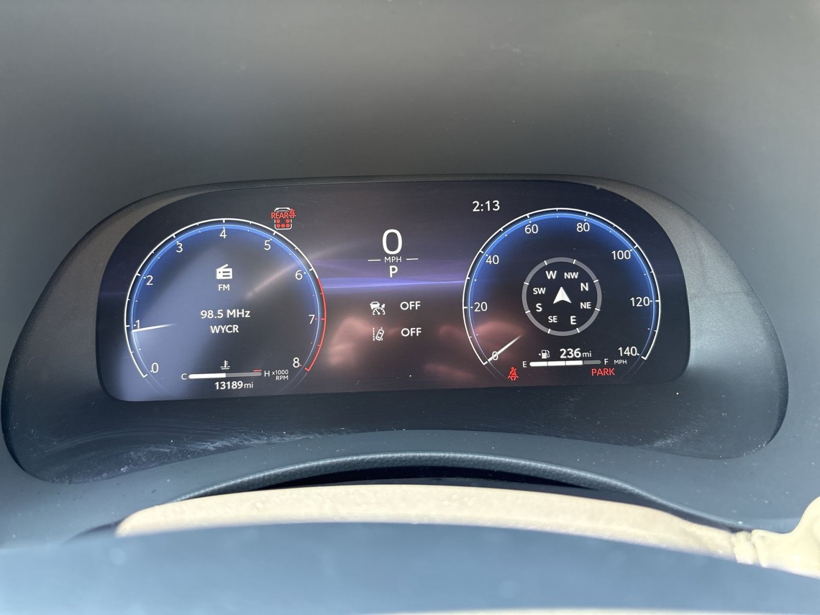 Used 2025 Toyota Highlander Limited AWD/4WD image 17