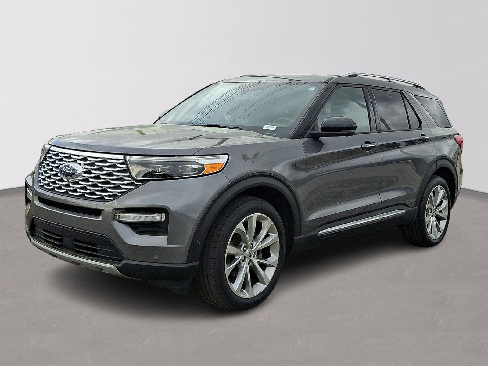 Certified 2021 Ford Explorer Platinum w/ Equipment Group 601A image 3