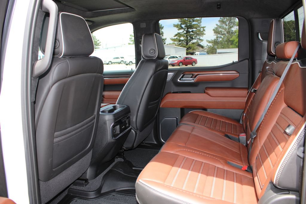 Used 2023 GMC Sierra 1500 Denali Ultimate AWD/4WD image 10