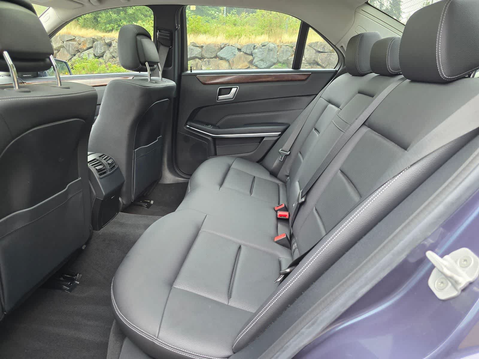 Used 2014 Mercedes-Benz E 350 4MATIC Sedan image 11
