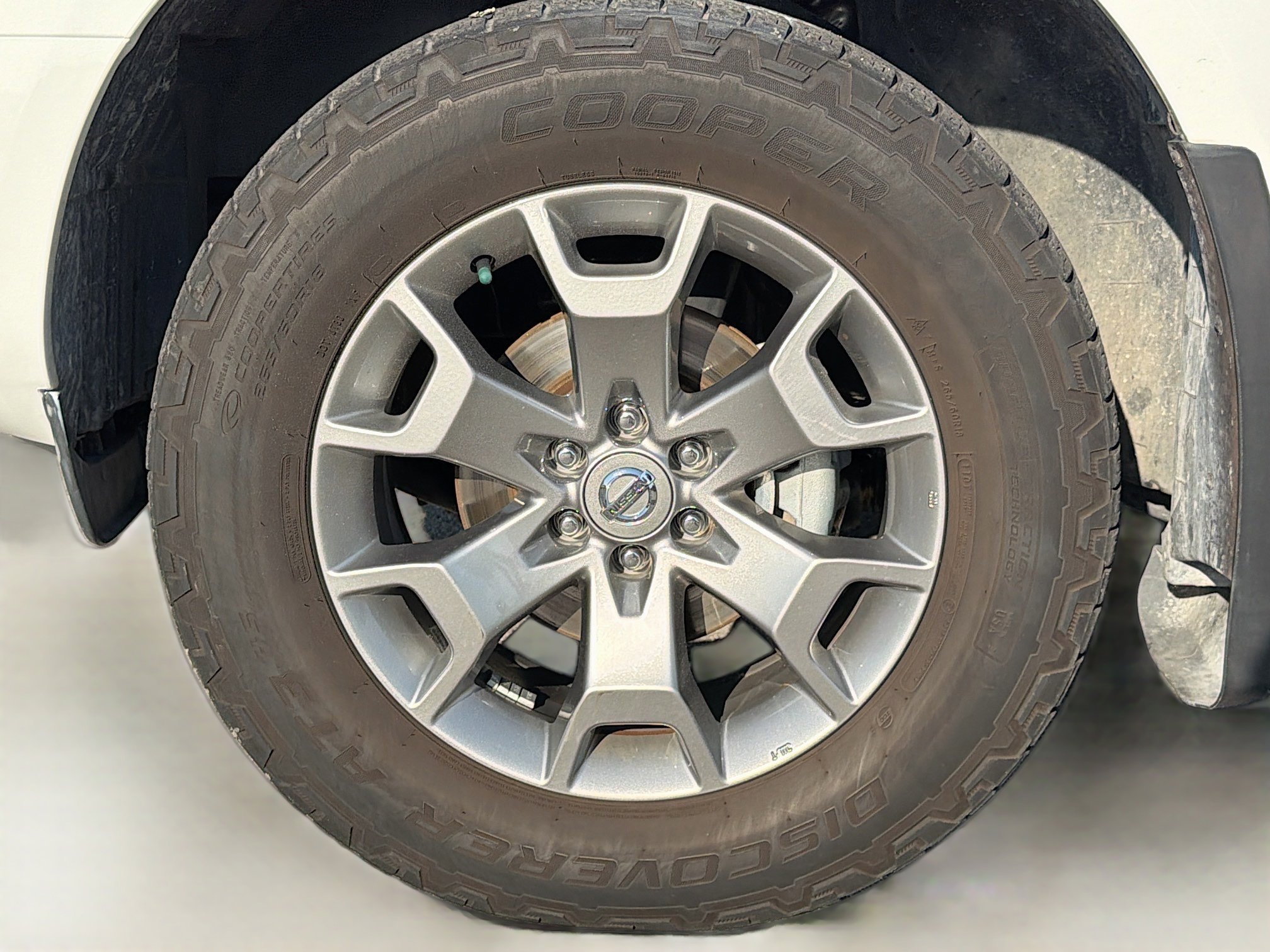 Used 2020 Nissan Frontier SV image 34