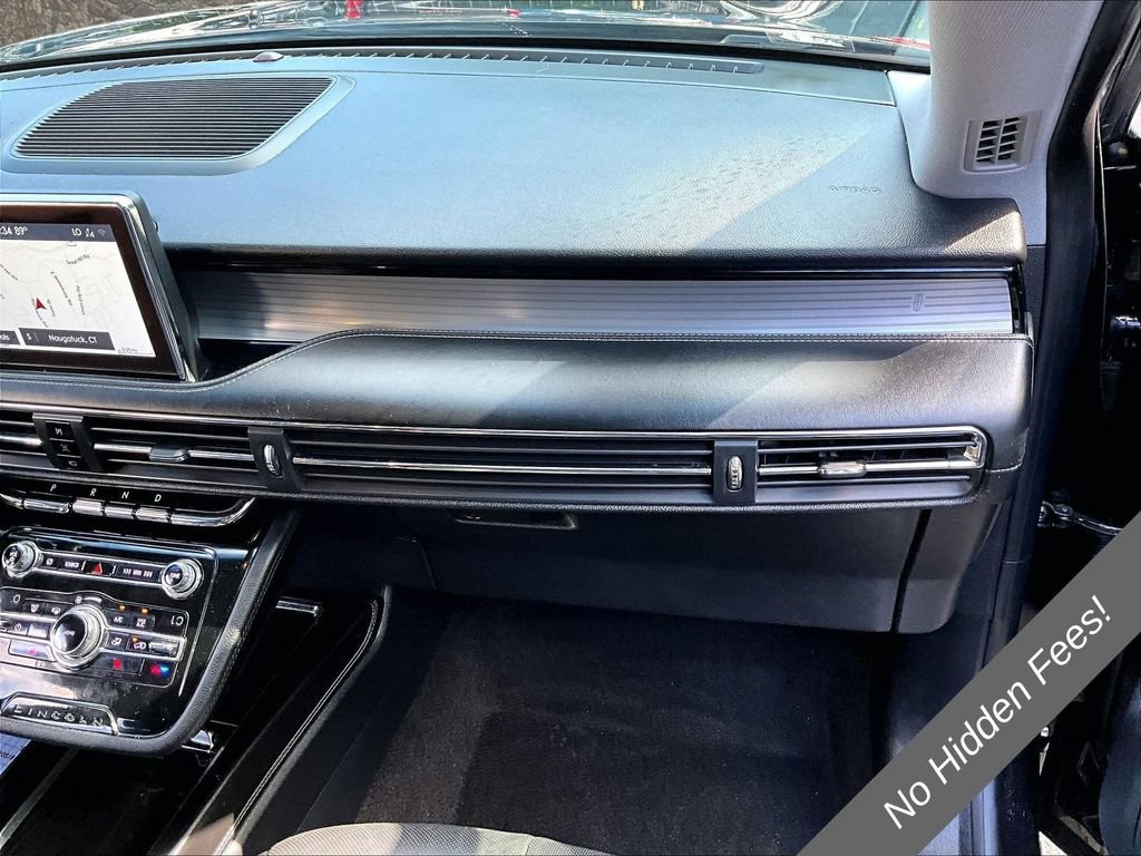 Used 2020 Lincoln Corsair AWD w/ Premium Package image 14