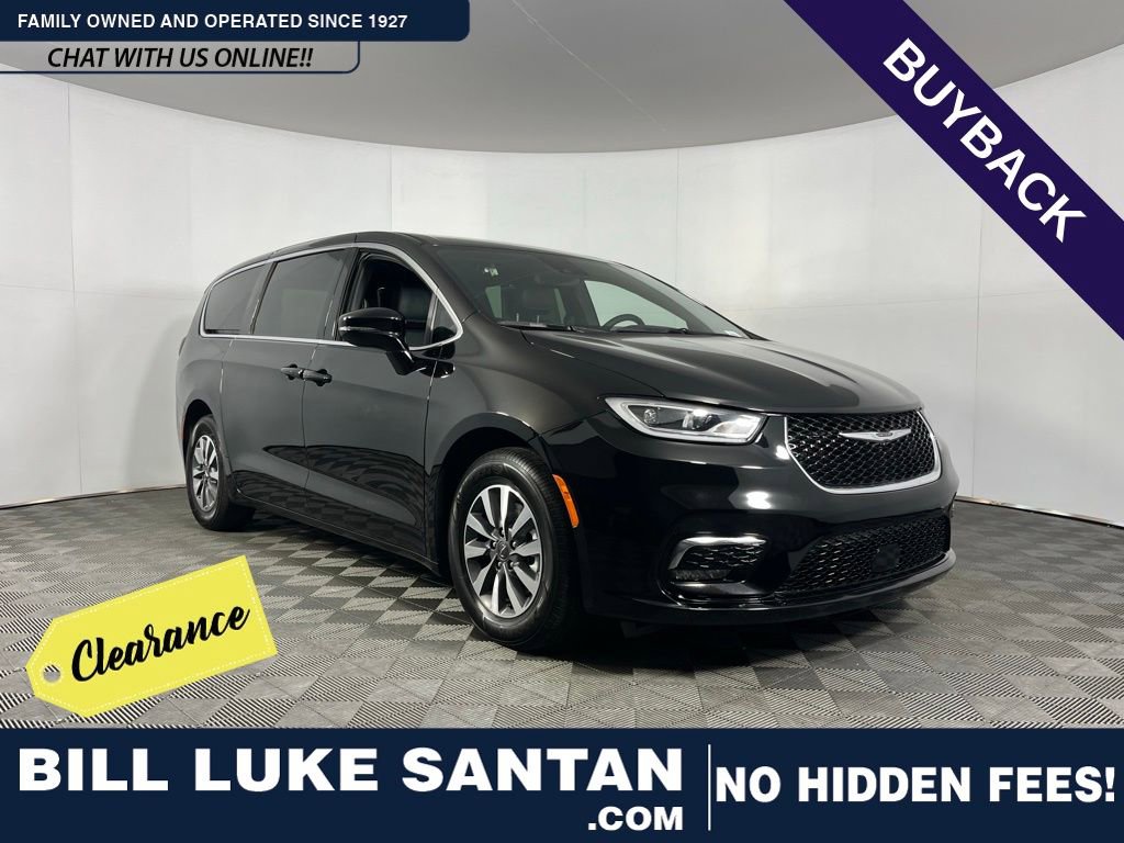 Used 2025 Chrysler Pacifica Select w/ Uconnect Theater Family Group image 1