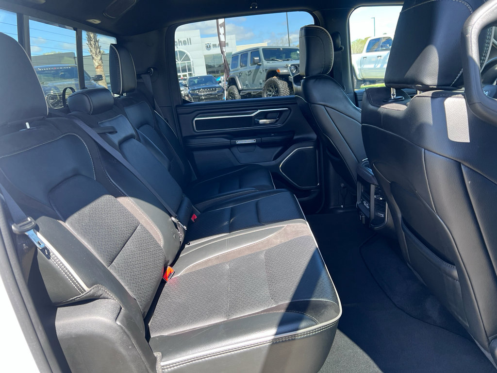Certified 2025 RAM 1500 Laramie AWD/4WD image 9