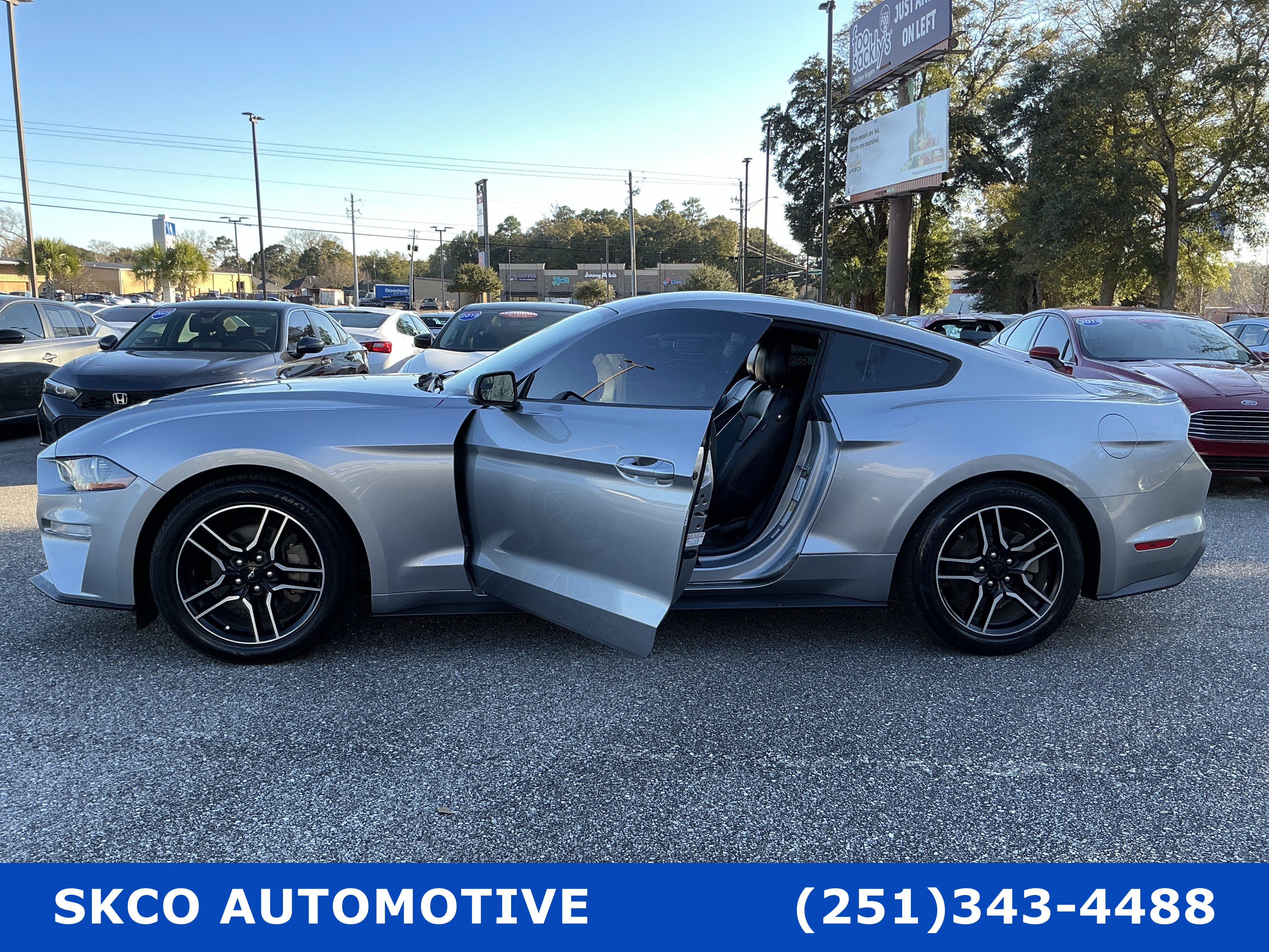 Used 2020 Ford Mustang Premium image 36