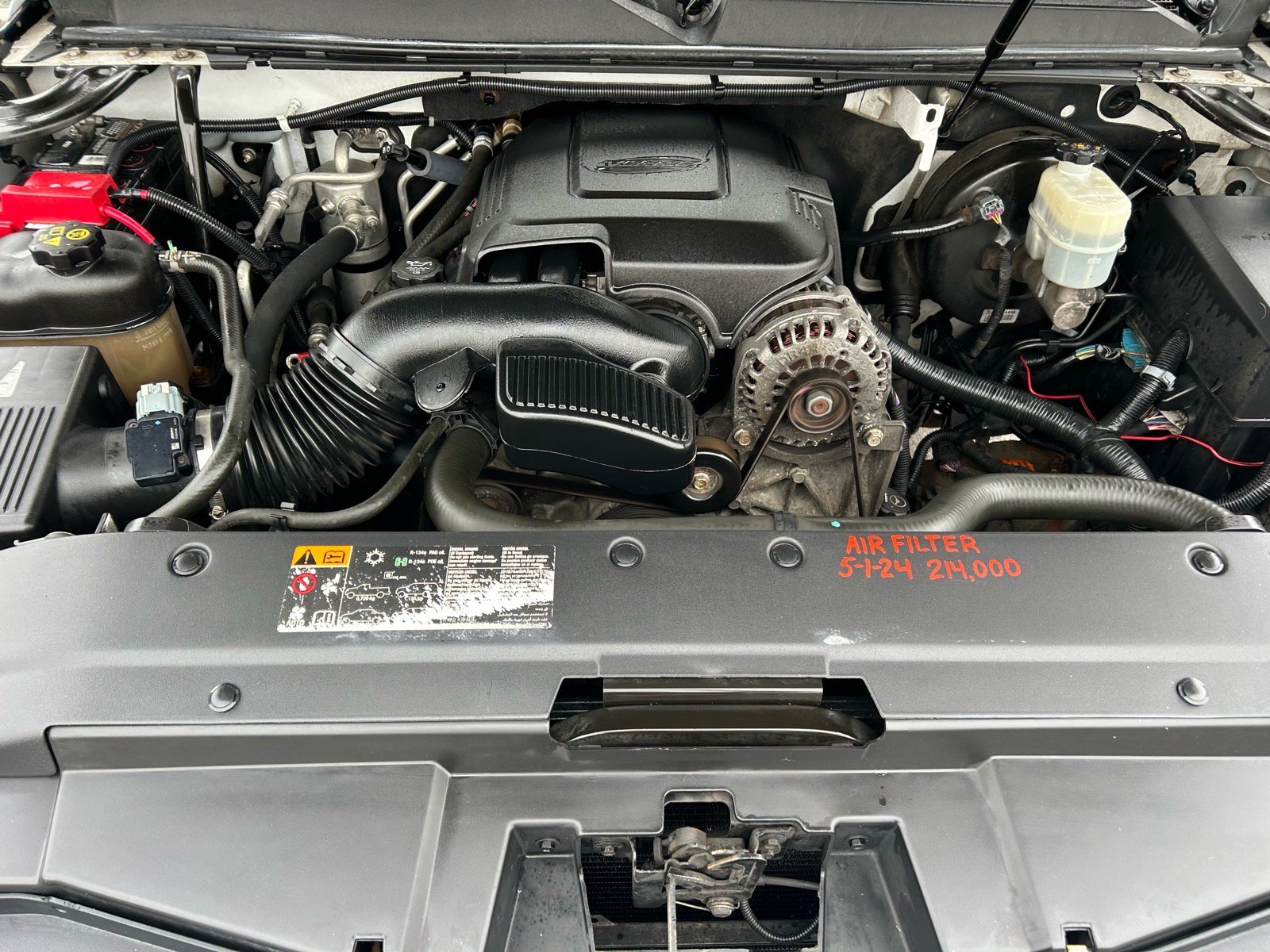 Used 2011 Chevrolet Suburban LT image 26