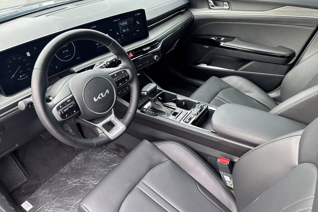 Used 2025 Kia K5 EX FWD image 11