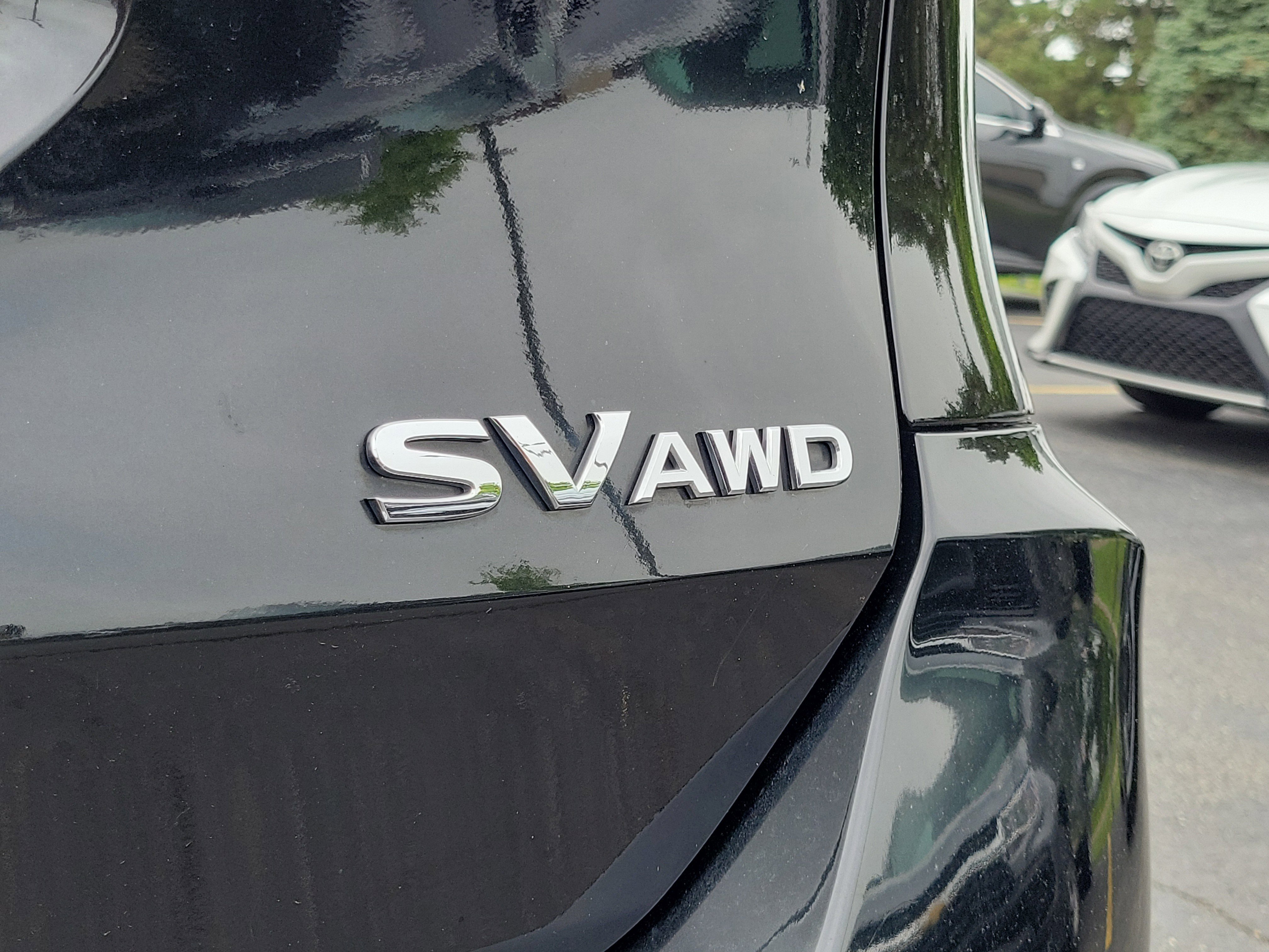 Used 2017 Nissan Rogue SV AWD/4WD image 7