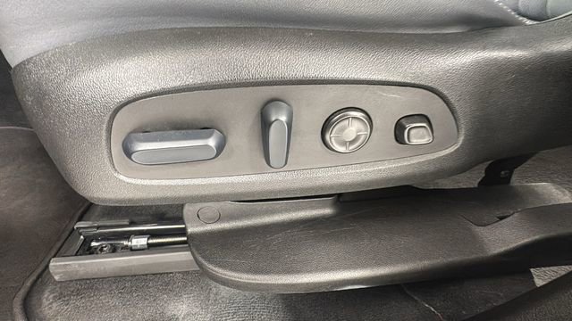 Used 2024 Buick Enclave Premium image 11