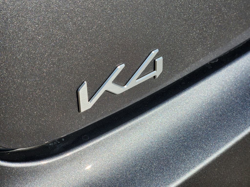 Used 2025 Kia K4 GT-Line image 15