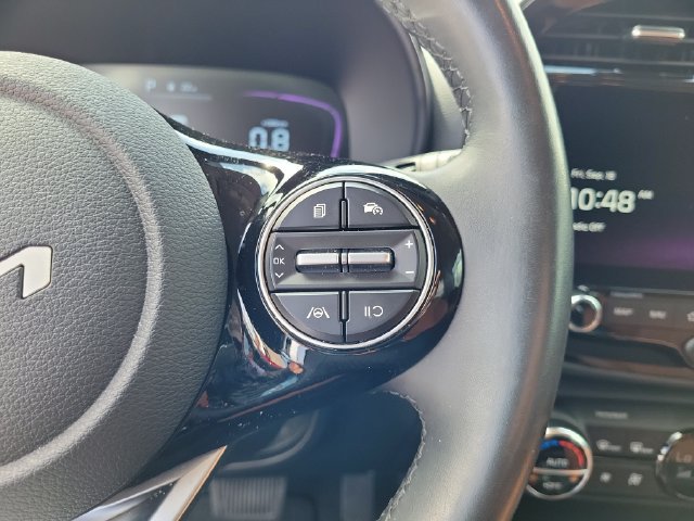 Used 2025 Kia Soul EX FWD image 25