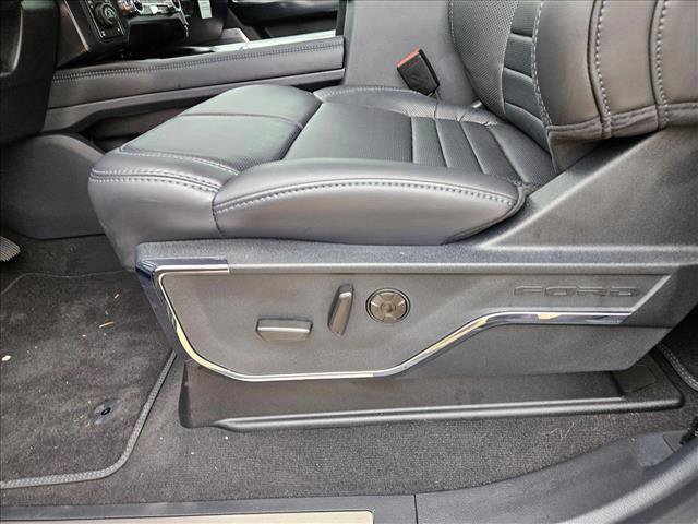 New 2026 Ford F250 Platinum w/ Tremor Off-Road Package image 4