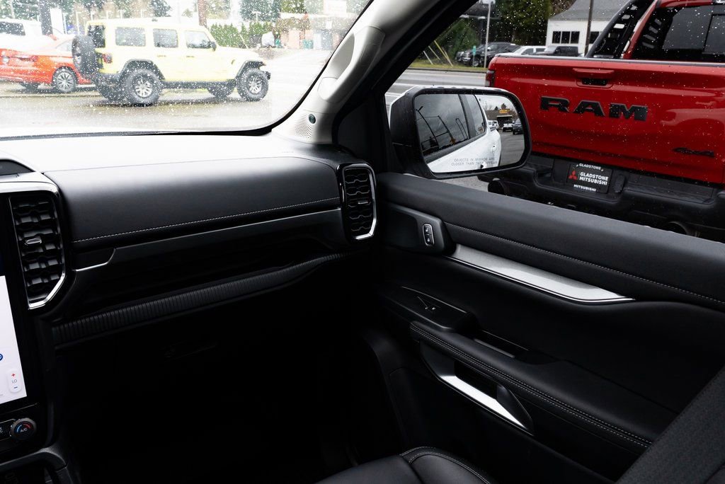 Used 2024 Ford Ranger Lariat w/ FX4 Off-Road Package image 10