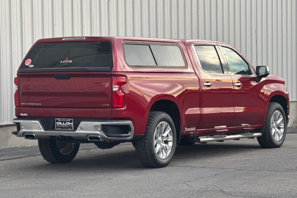 Used 2020 Chevrolet Silverado 1500 LTZ AWD/4WD image 7