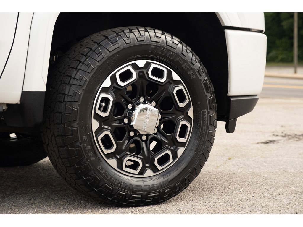 Used 2022 GMC Sierra 3500 Denali AWD/4WD image 10