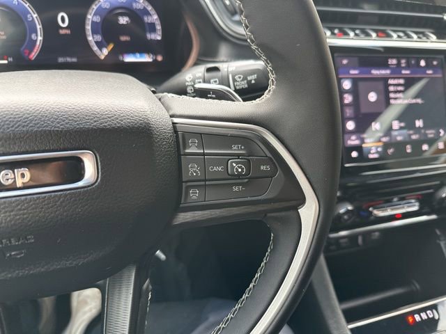 Used 2024 Jeep Grand Cherokee Laredo w/ Trailer Tow Package image 23