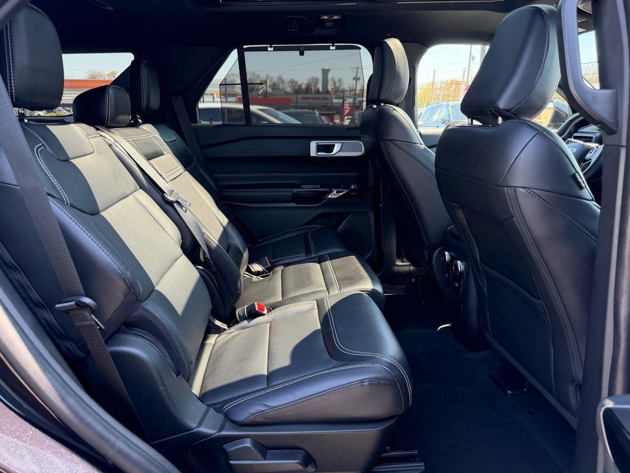 Used 2022 Ford Explorer ST w/ Equipment Group 401A image 28