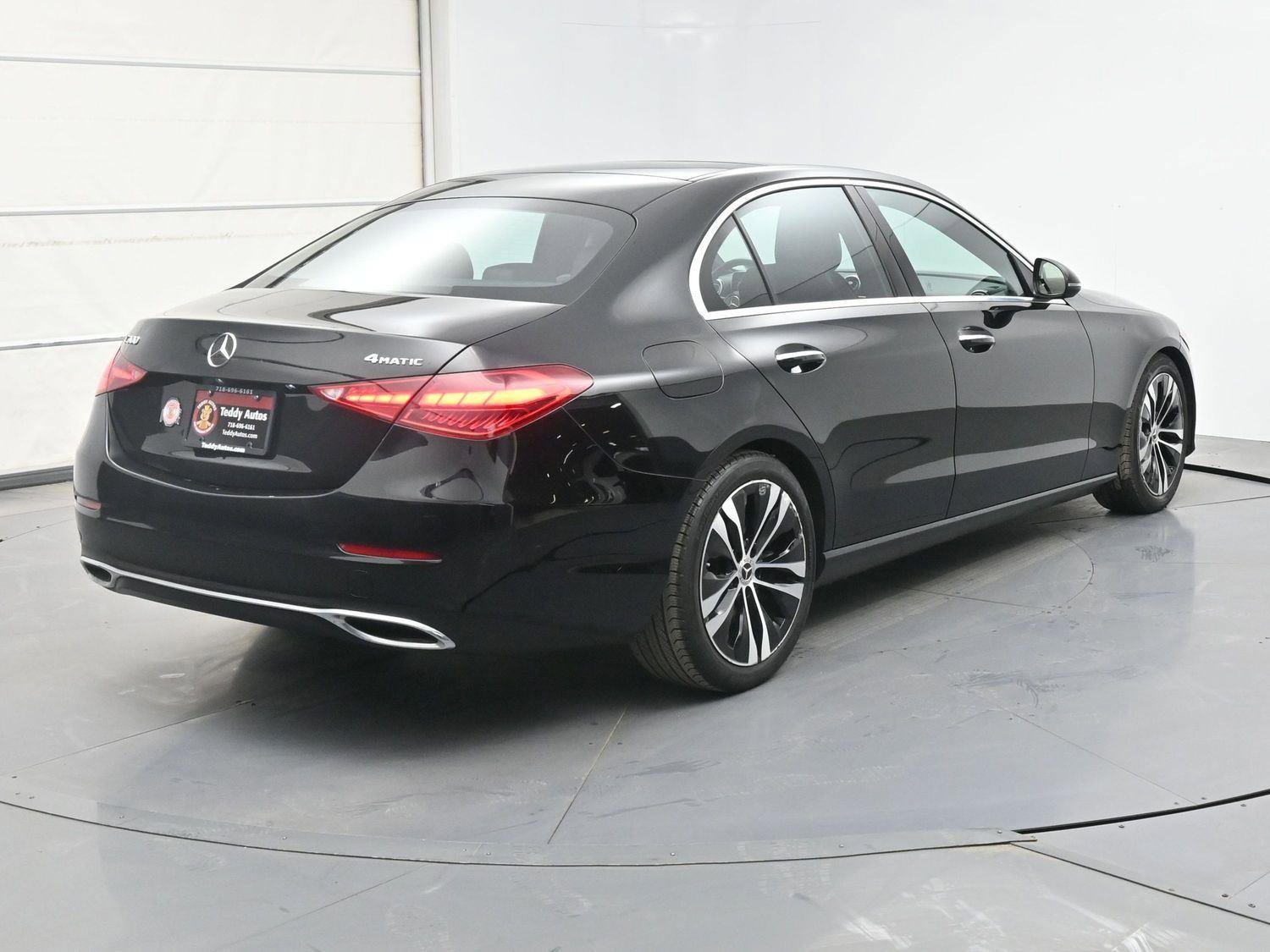 Used 2022 Mercedes-Benz C 300 4MATIC Sedan image 28