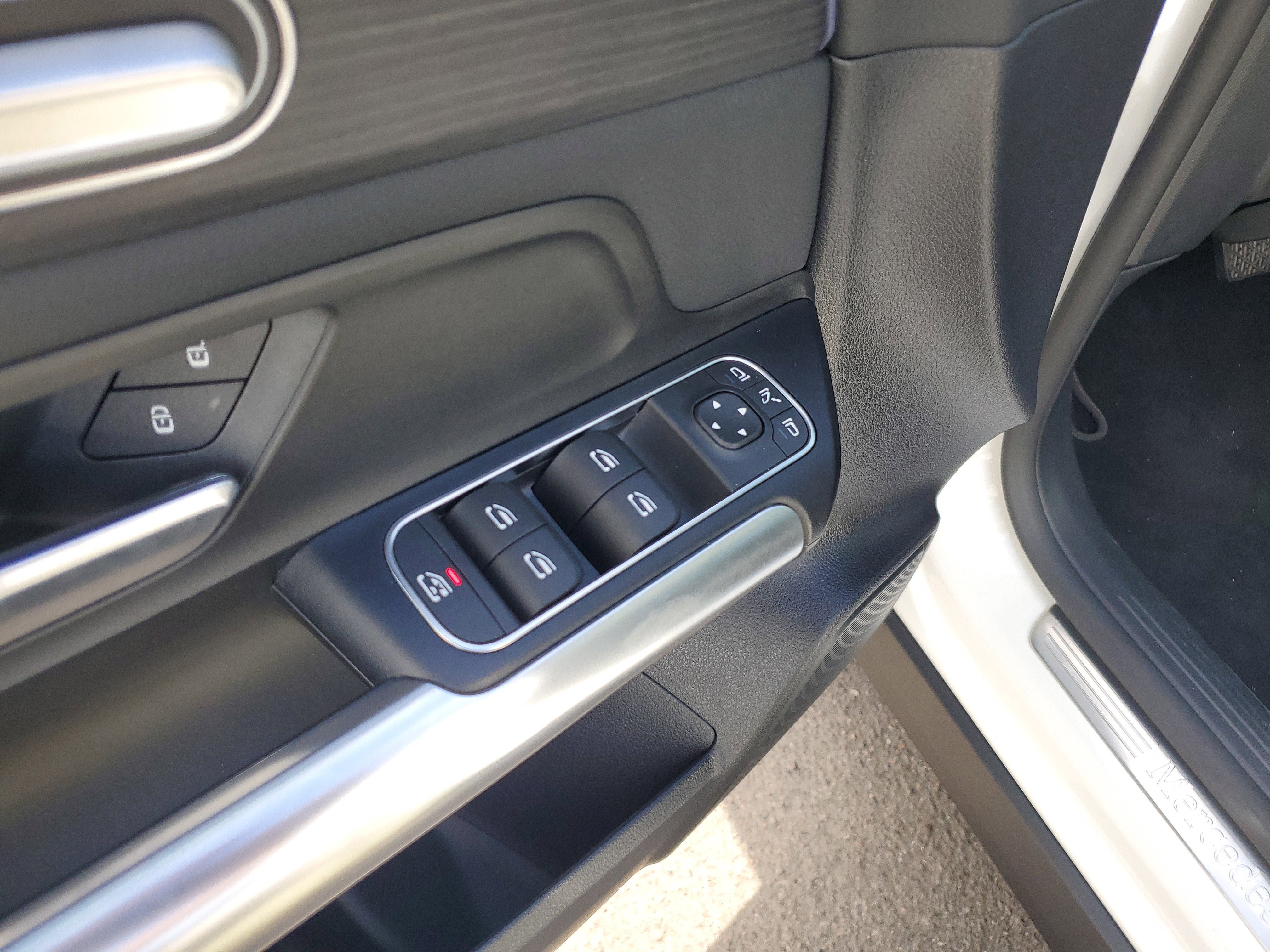 Certified 2025 Mercedes-Benz GLA 250 image 20