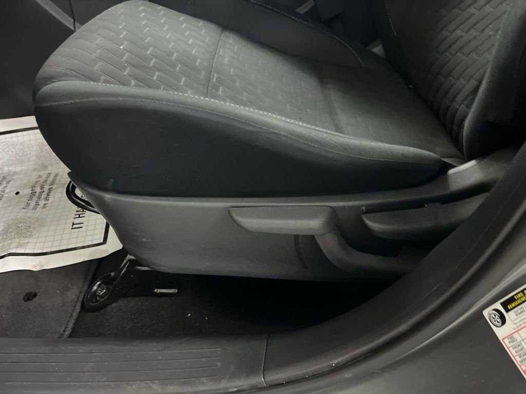 Used 2024 Nissan Kicks SV image 52