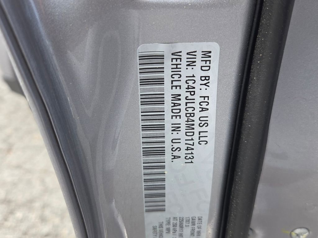 Used 2021 Jeep Cherokee Latitude image 6