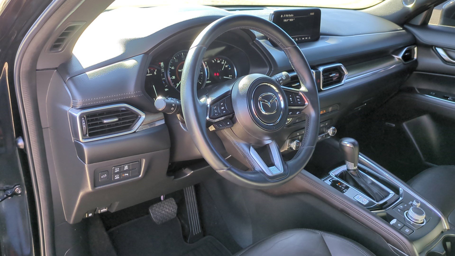 Used 2019 MAZDA CX-5 Signature image 13