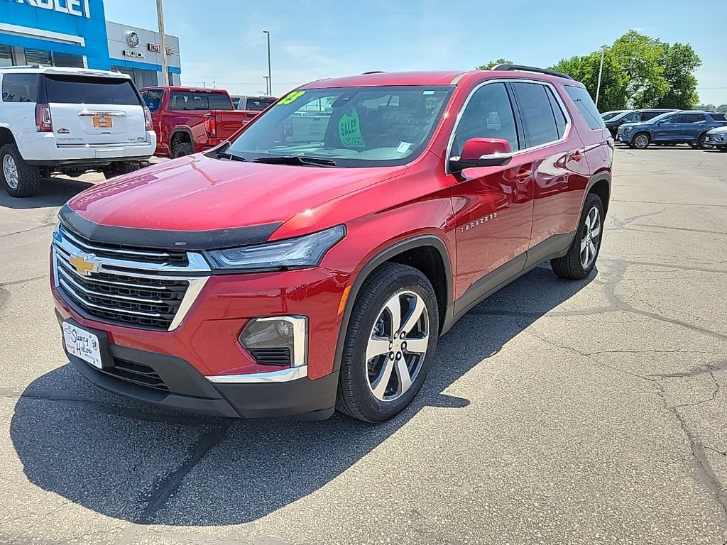 Used 2023 Chevrolet Traverse LT w/ LT Premium Package