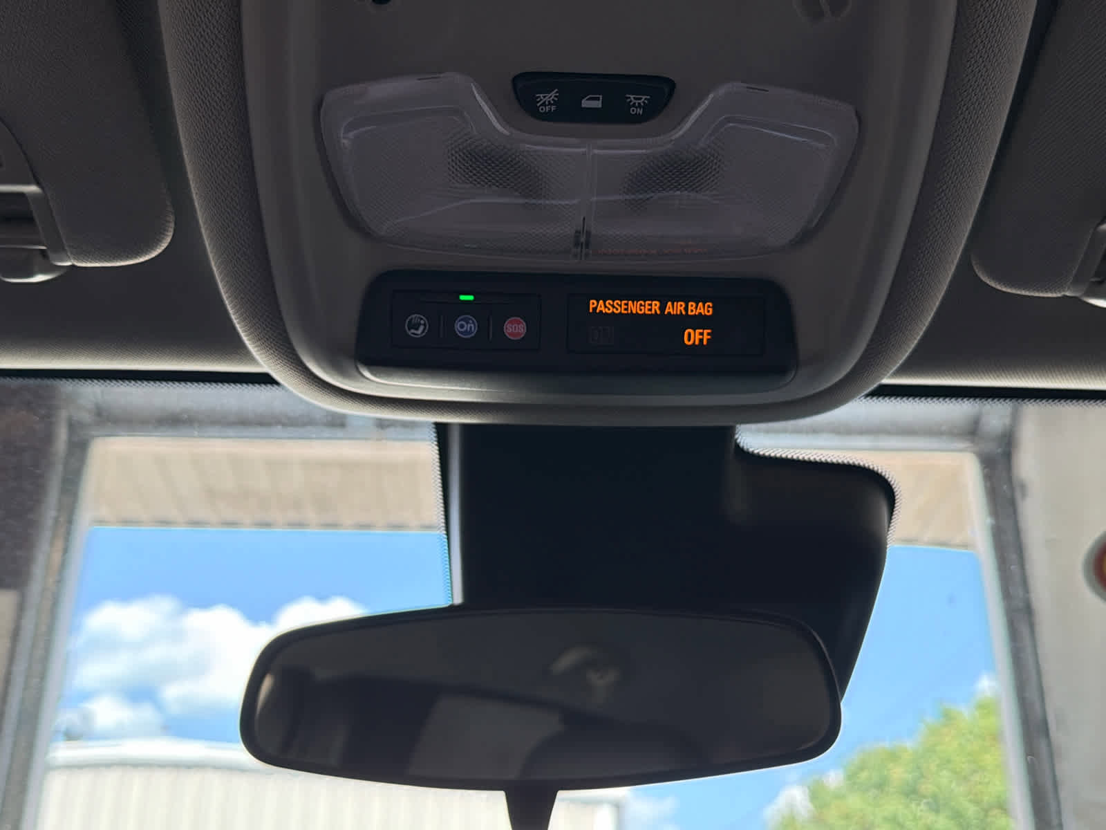 Used 2025 Buick Encore GX Preferred FWD image 47