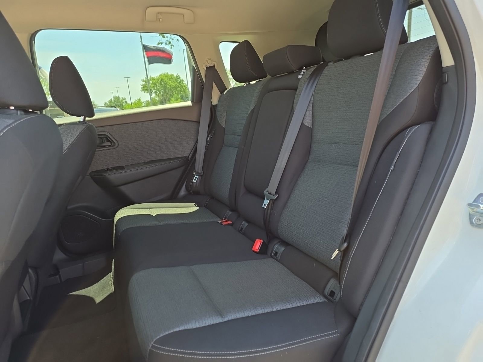 Used 2021 Nissan Rogue S FWD image 20