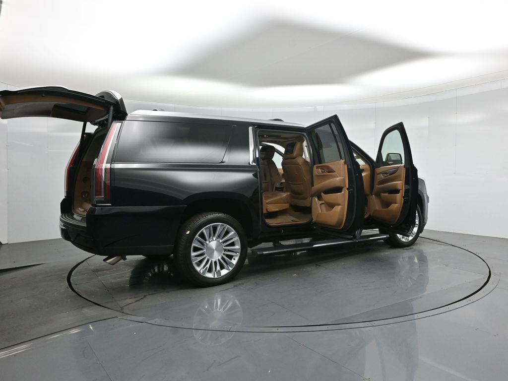 Used 2016 Cadillac Escalade ESV Platinum image 5