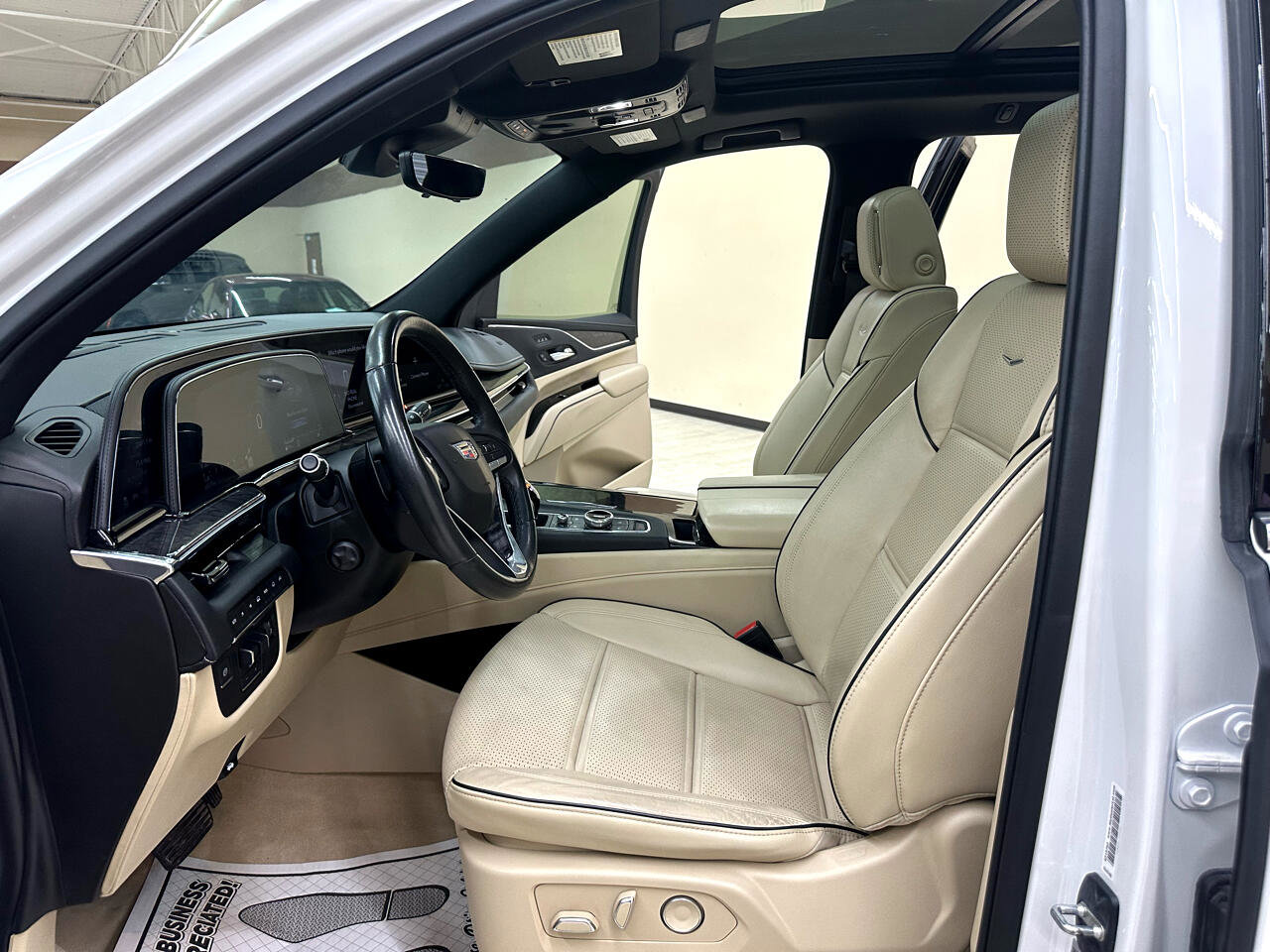 Used 2021 Cadillac Escalade Premium Luxury w/ Driver Assist Tech Package image 24