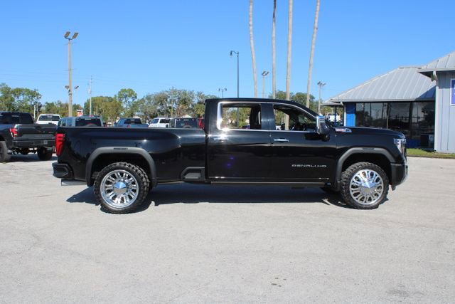 Used 2024 GMC Sierra 3500 Denali w/ Denali Reserve Package image 14