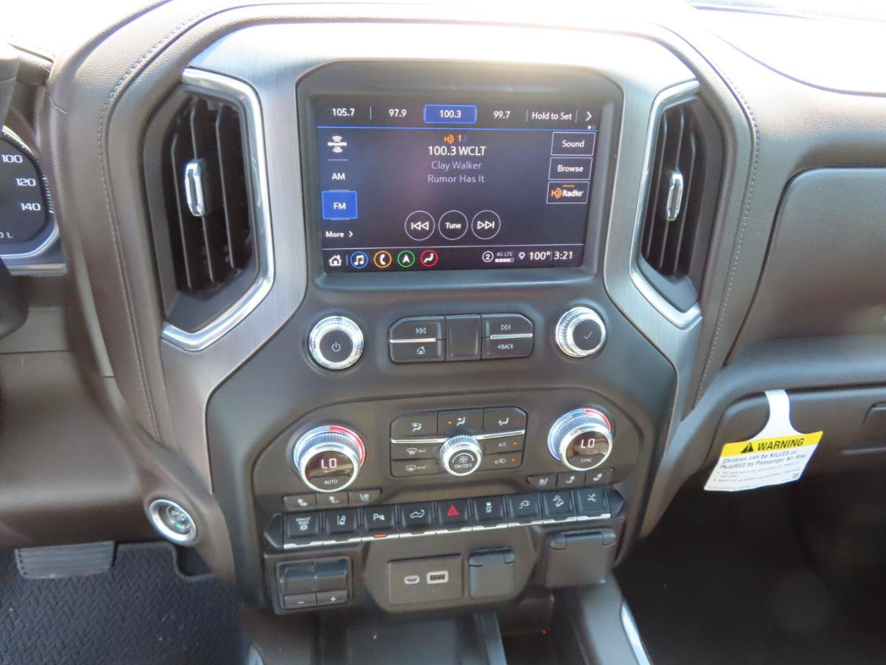 Used 2021 GMC Sierra 3500 Denali w/ Denali Ultimate Package AWD/4WD image 40