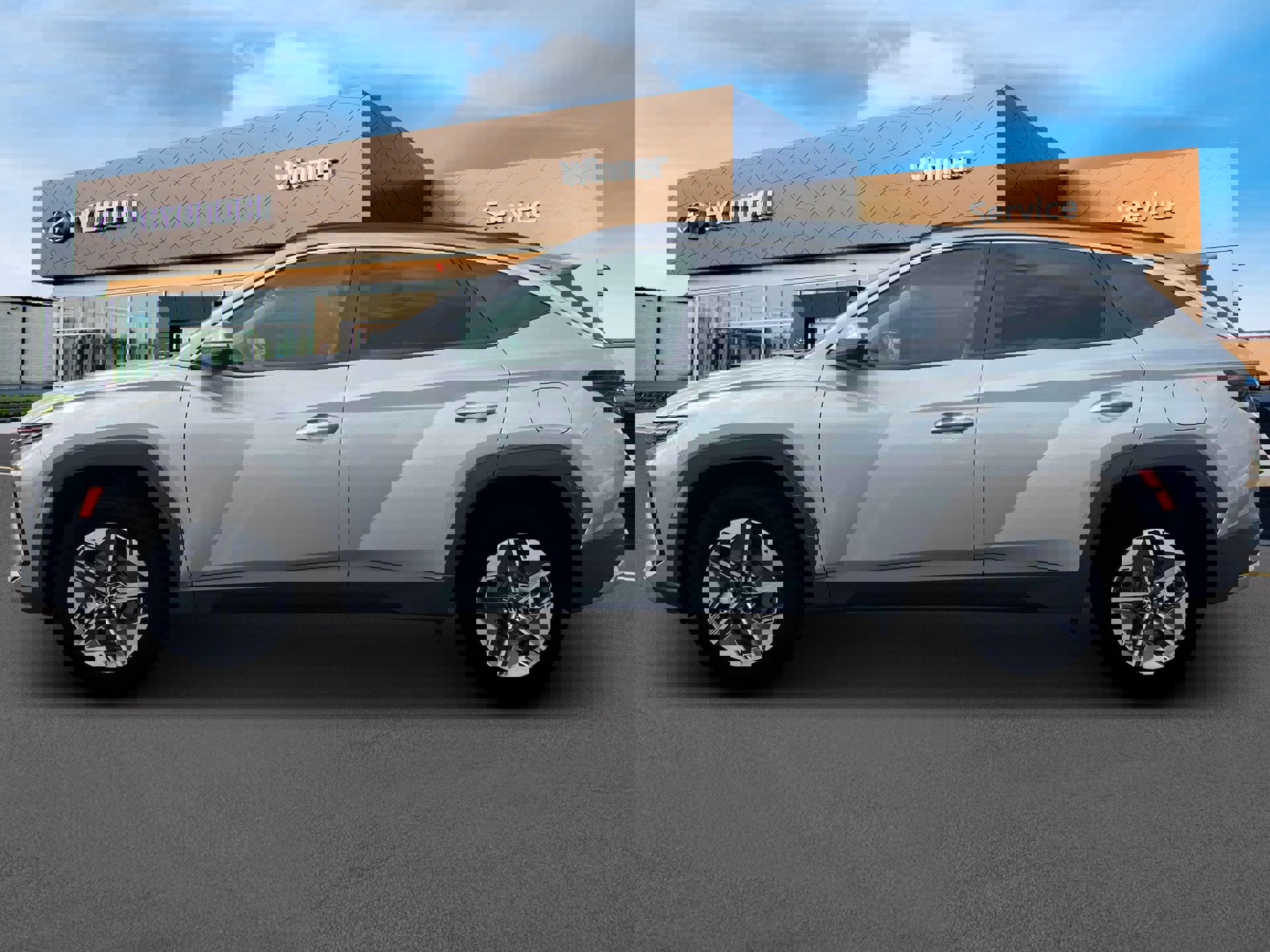 New 2025 Hyundai Tucson SEL image 3