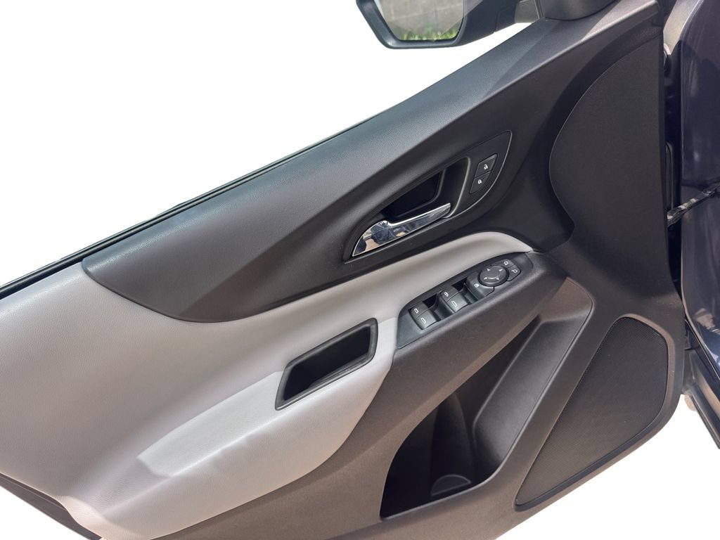 Used 2018 Chevrolet Equinox LS FWD image 19