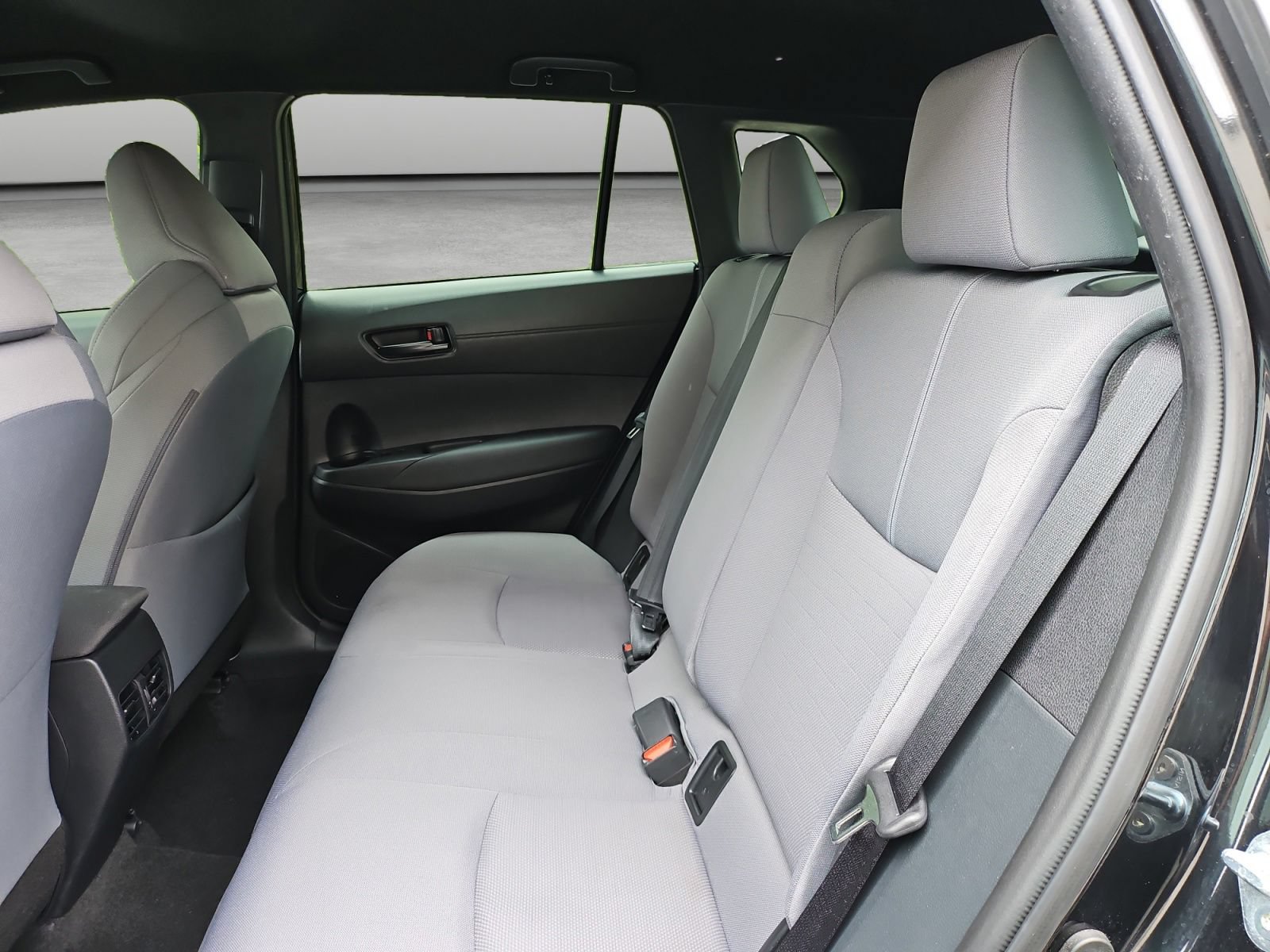 Used 2023 Toyota Corolla Cross AWD Hybrid image 42
