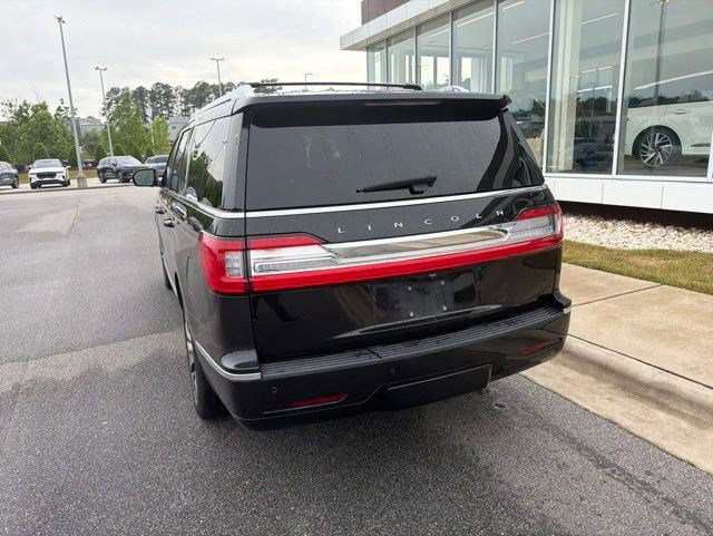 Used 2020 Lincoln Navigator L Reserve w/ Luxury Package AWD/4WD image 10