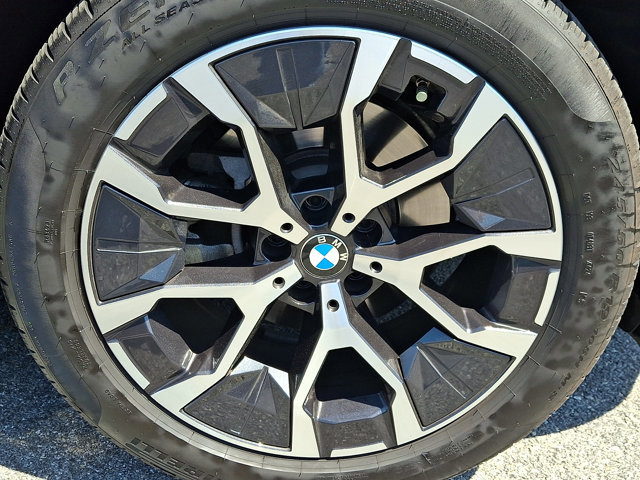 Certified 2025 BMW X3 xDrive30i w/ Premium Package image 8