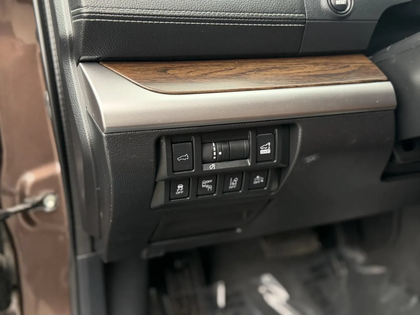 Used 2019 Subaru Outback 3.6R Touring w/ Protection Package #1 AWD/4WD image 28