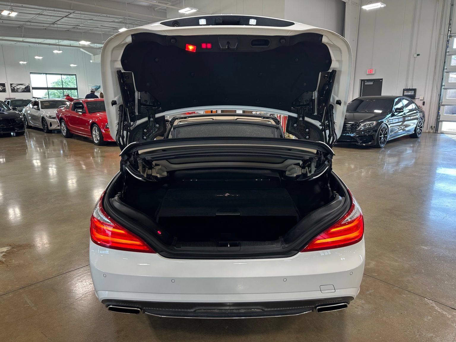 Used 2016 Mercedes-Benz SL 550 image 50