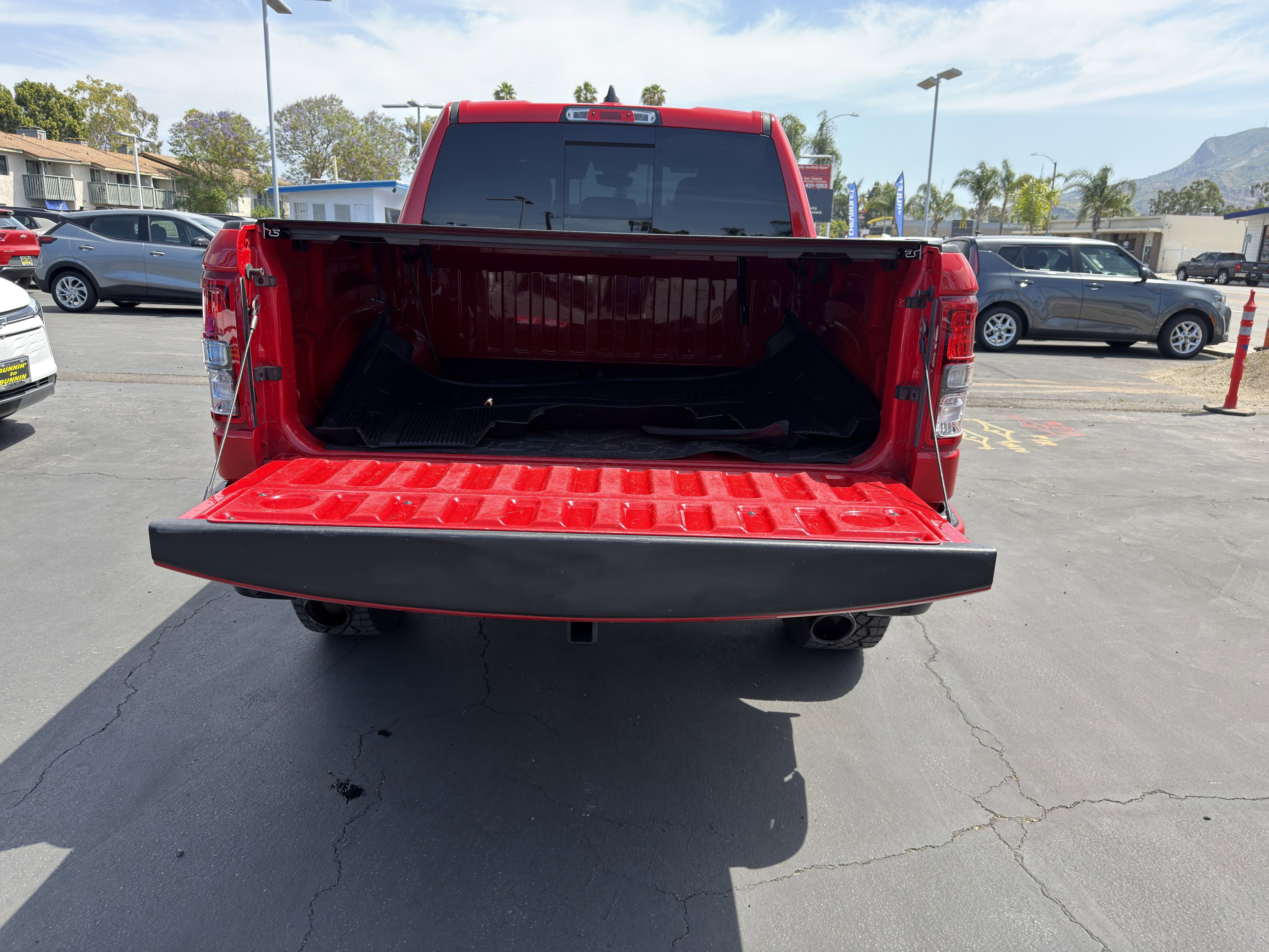 Used 2021 RAM 1500 Big Horn AWD/4WD image 16
