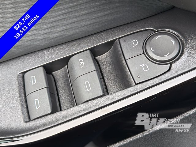 Used 2025 Chevrolet Equinox LT w/ Convenience Package II FWD image 14