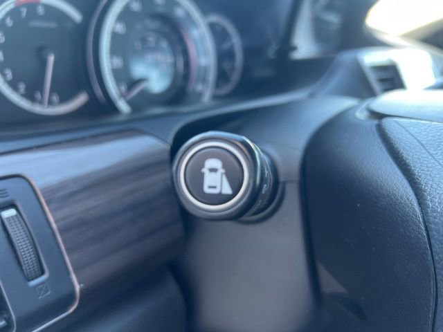 Certified 2017 Honda Accord EX image 26