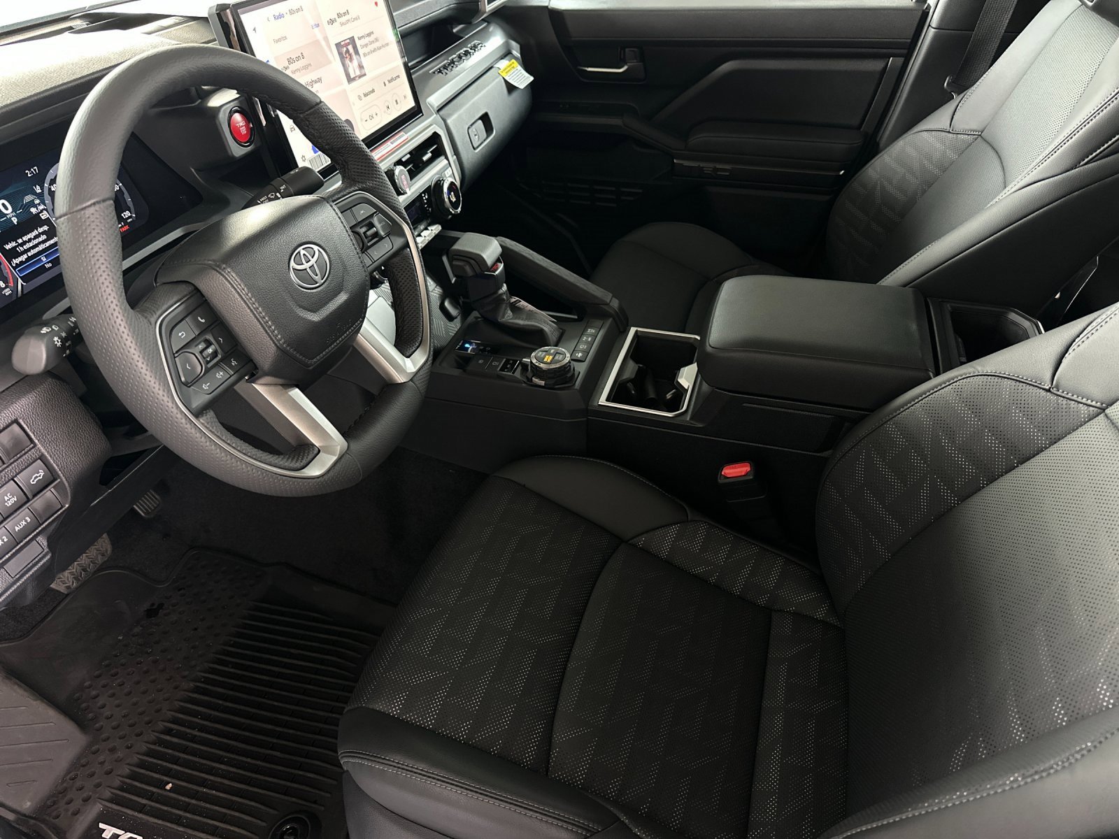 New 2025 Toyota Tacoma TRD Off-Road image 9