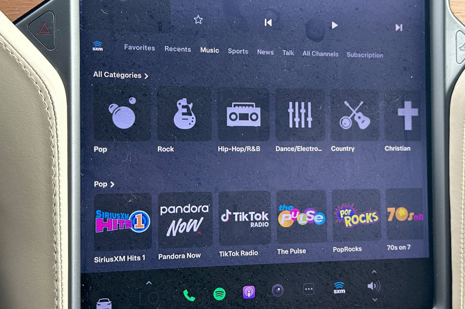 Used 2021 Tesla Model X Long Range image 26